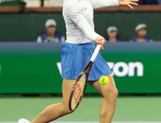 阿扎伦卡在拜仁比赛中战术调整，出色防守引发热议！的简单介绍-九游会登录